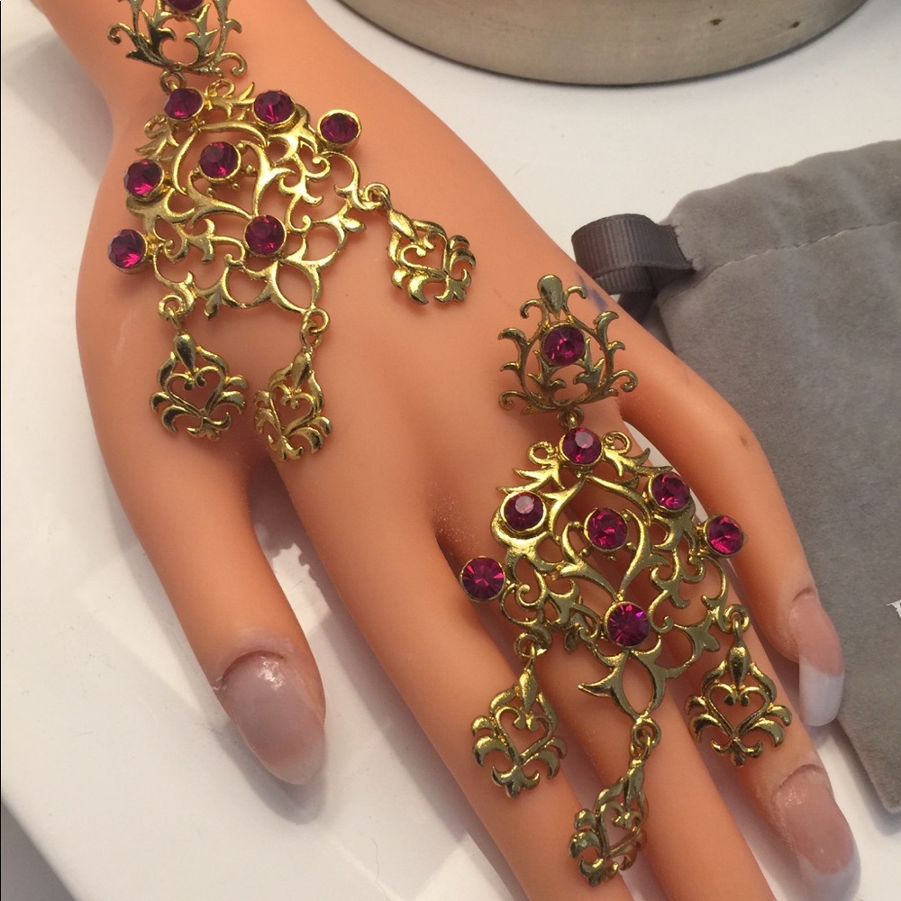 Fucsia high end Costume Earrings